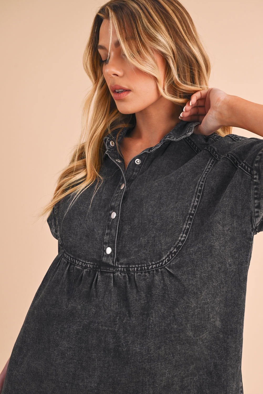 Black Vintage Snap Buttoned Mini Denim Dress - Vesteeto