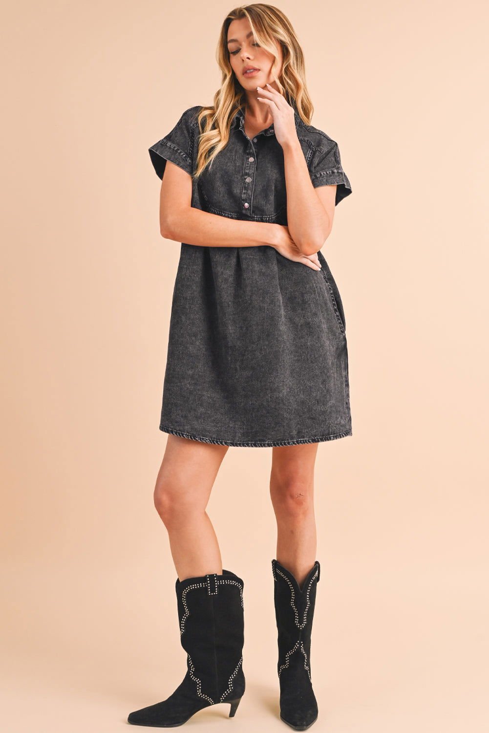 Black Vintage Snap Buttoned Mini Denim Dress - Vesteeto