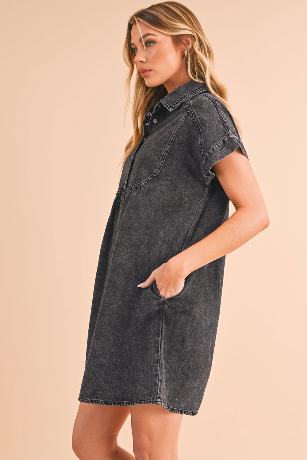 Black Vintage Snap Buttoned Mini Denim Dress - Vesteeto