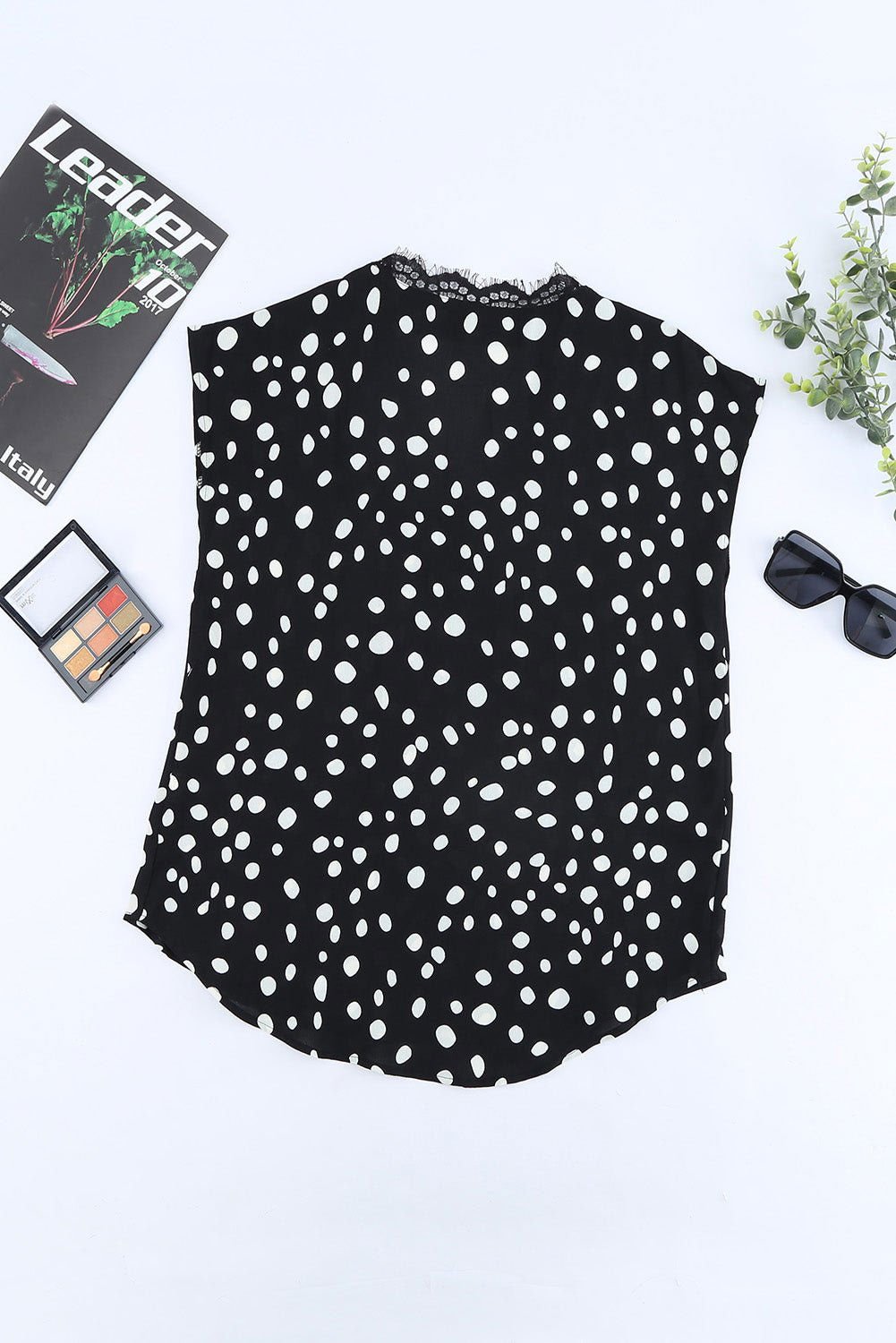 Black & White Polka Dot Lace Trim V Neck Summer Top - Vesteeto