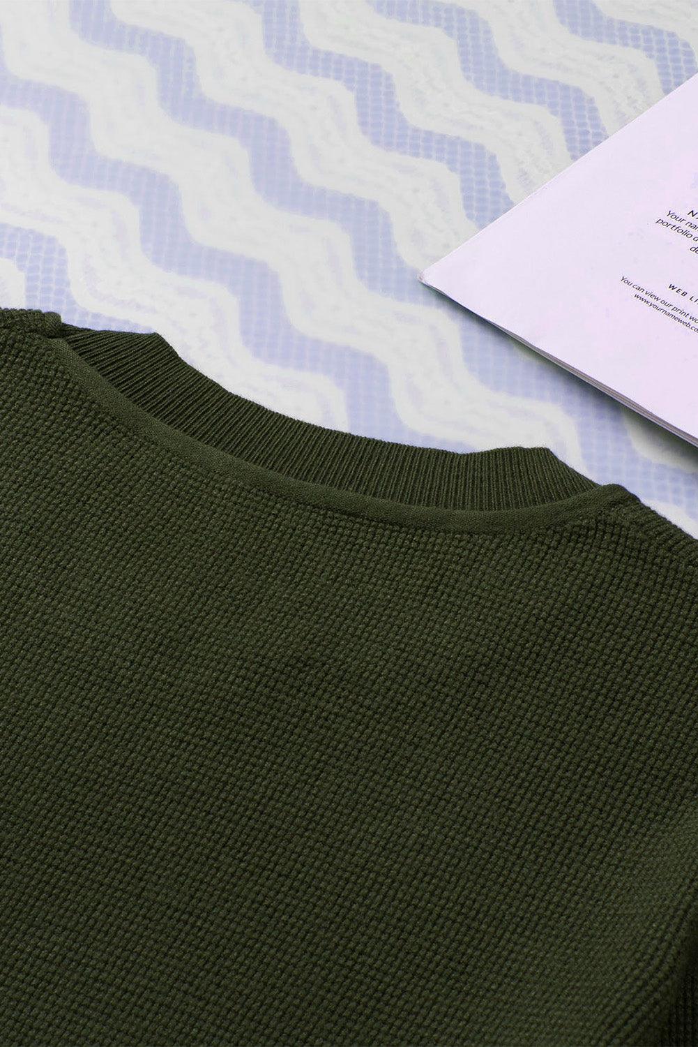 Striped Knit Sweater - Vesteeto