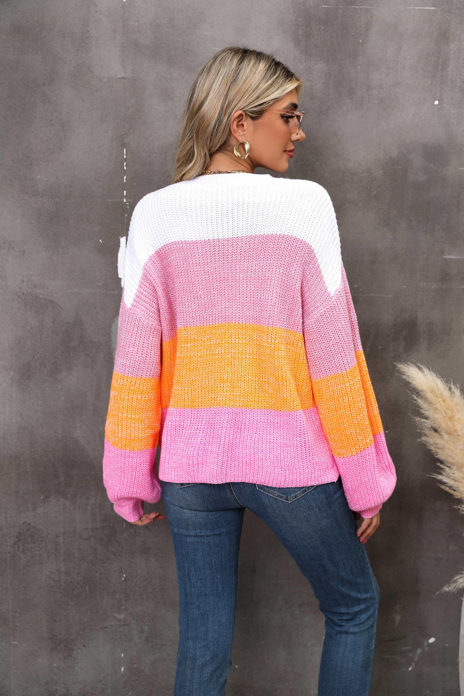 Color Block Round Neck Dropped Shoulder Sweater - Vesteeto