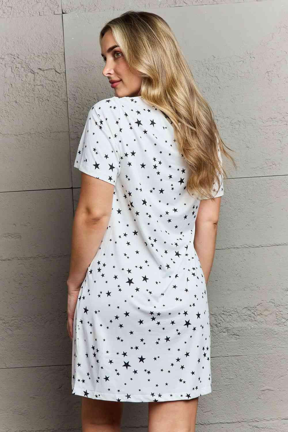 MOON NITE Quilted Quivers Button Down Sleepwear Dress - Vesteeto