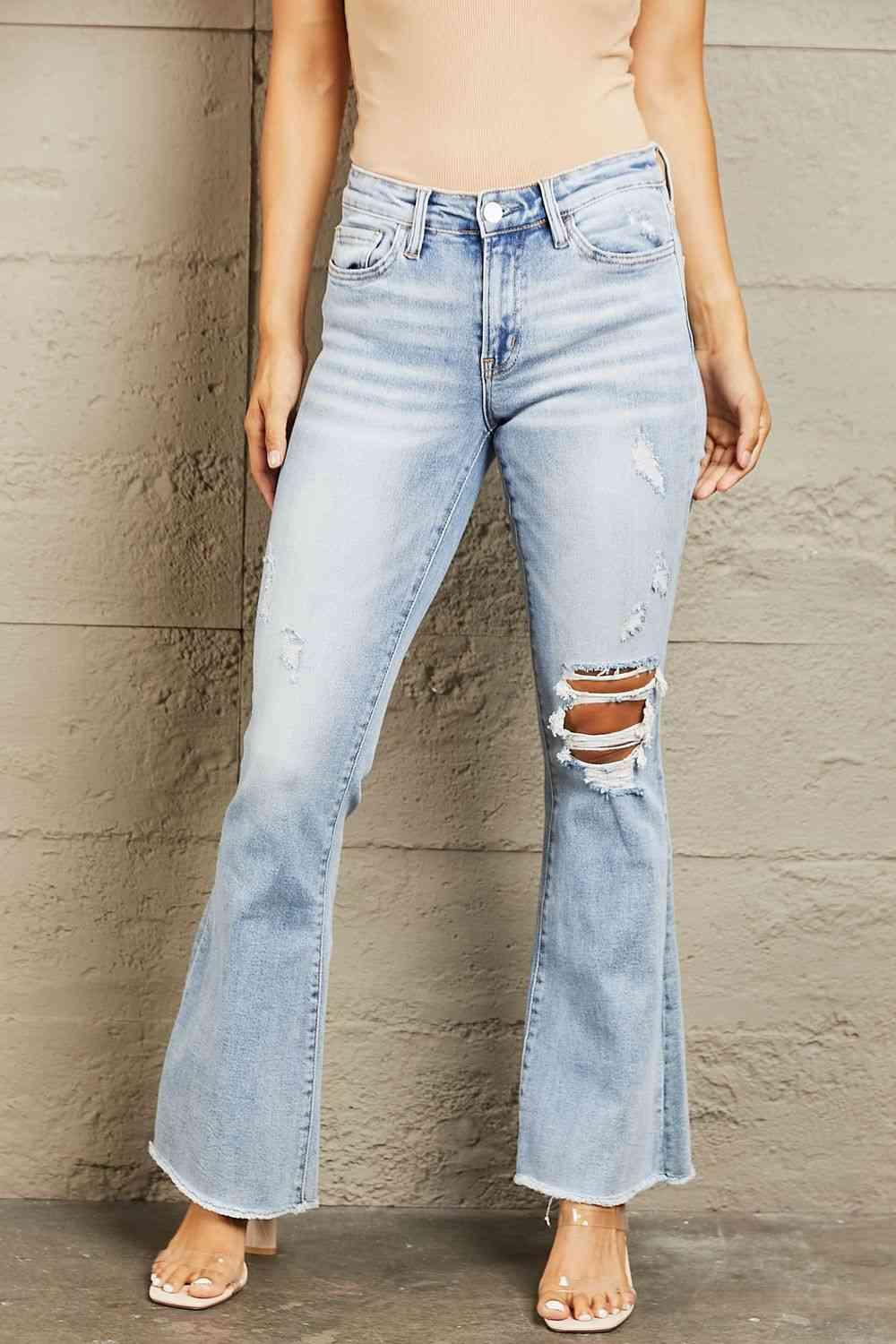 BAYEAS Mid Rise Distressed Flare Jeans - Vesteeto