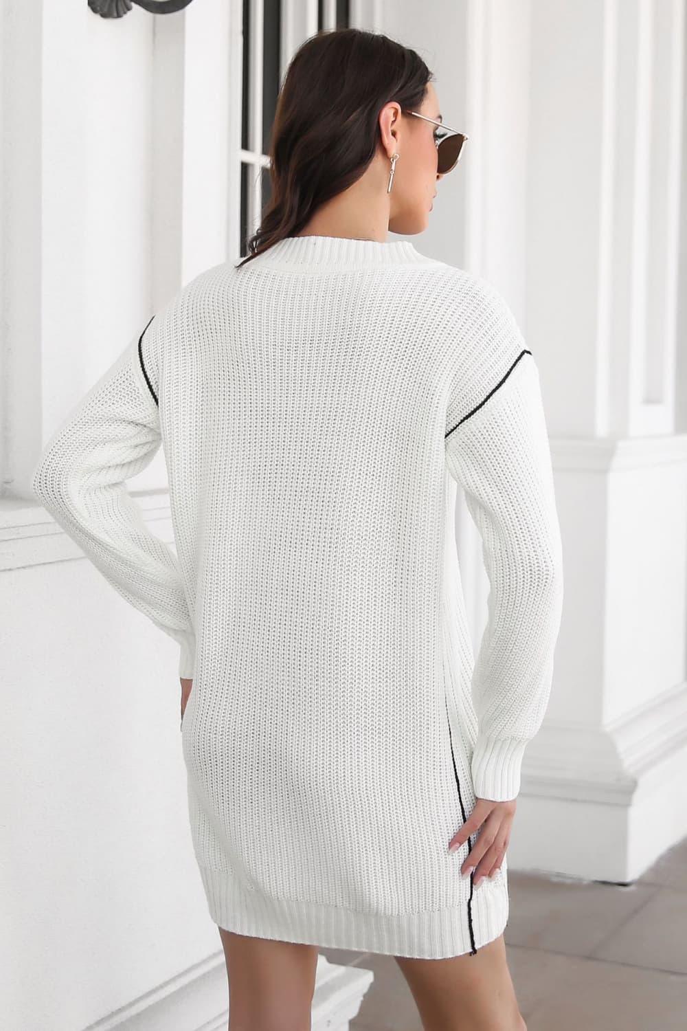Contrast V-Neck Sweater Dress - Vesteeto