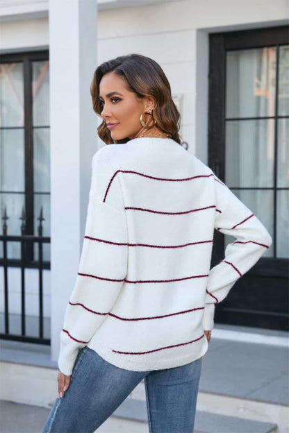 Striped Round Neck Long Sleeve Sweater - Vesteeto