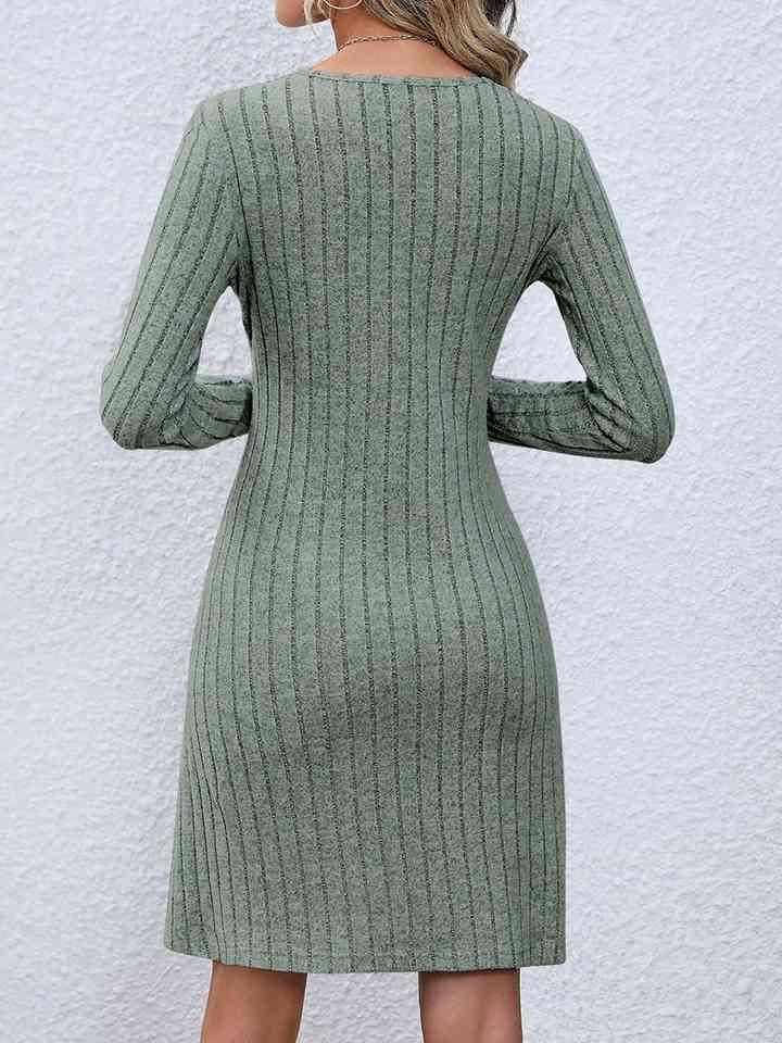 V-Neck Long Sleeve Mini Dress - Vesteeto