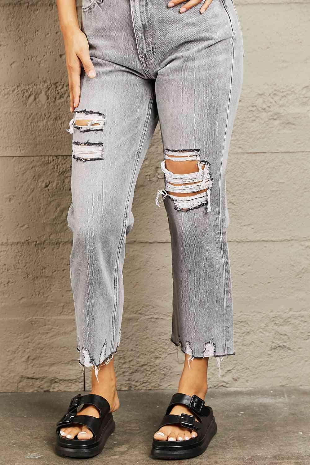 BAYEAS High Waisted Cropped Mom Jeans - Vesteeto